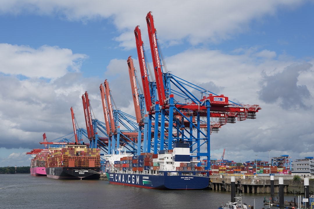 Importancia de la asesoría tributaria SUNAT en el proyecto portuario de Marcona